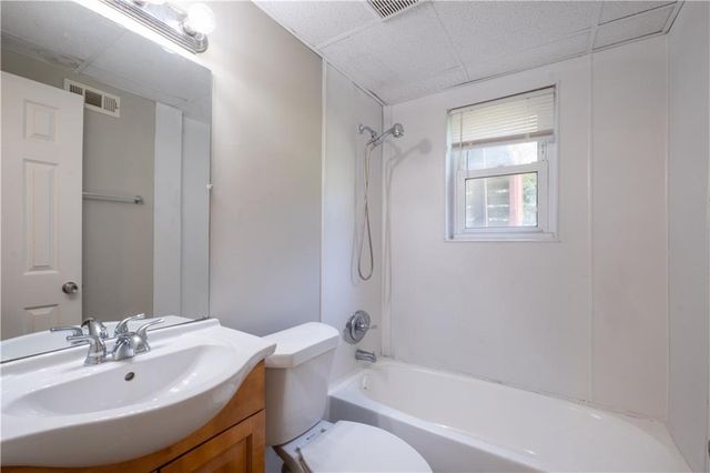 2660 Beacon Drive, Atlanta, GA 30349