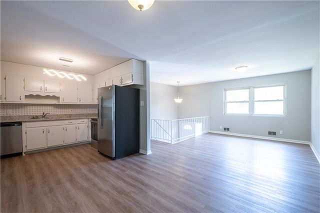 2660 Beacon Drive, Atlanta, GA 30349