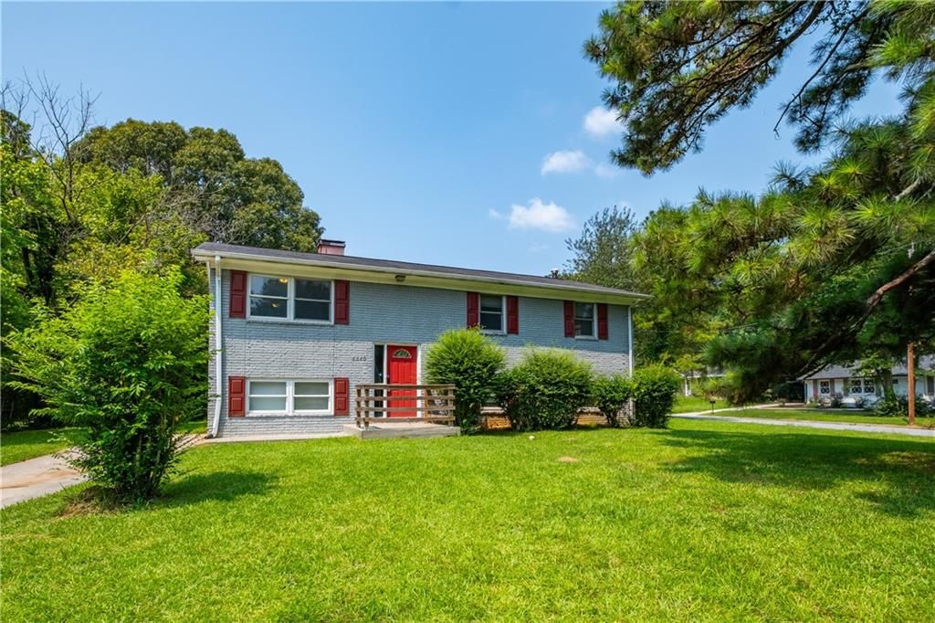 2660 Beacon Drive, Atlanta, GA 30349