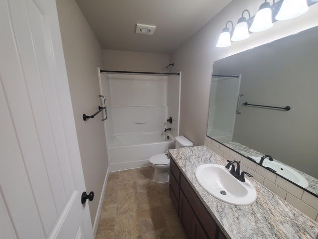 5919 W 41st, Kennewick, WA 99338