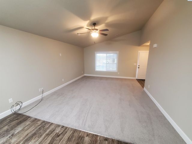 5919 W 41st, Kennewick, WA 99338