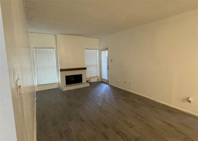 10049 Westpark Drive 189, Houston, TX 77042