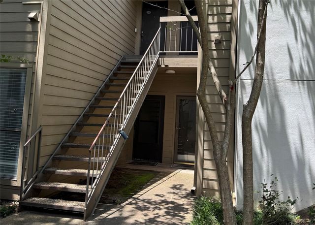 10049 Westpark Drive 189, Houston, TX 77042