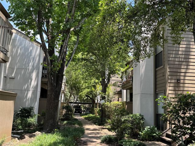 10049 Westpark Drive 189, Houston, TX 77042