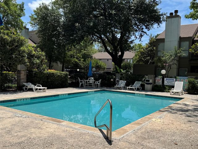 10049 Westpark Drive 189, Houston, TX 77042