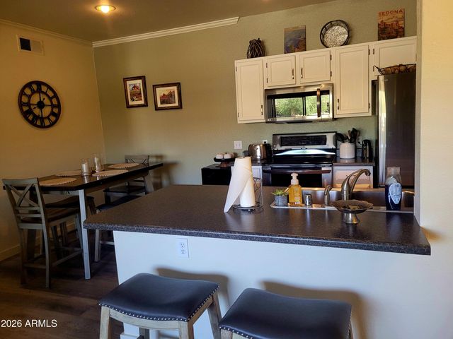 16013 S DESERT FOOTHILLS Parkway 2055, Phoenix, AZ 85048