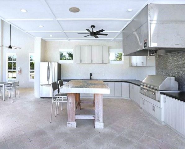 18604 NOBLE CASPIAN DRIVE, Lutz, FL 33558