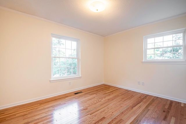 5805 N Park Road, Hixson, TN 37343