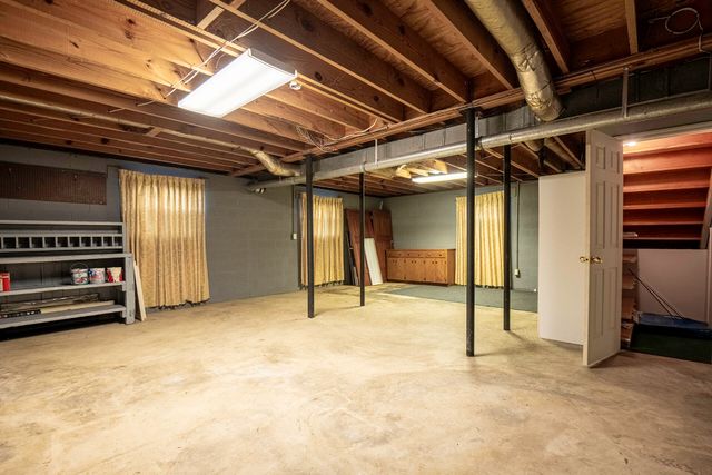 5805 N Park Road, Hixson, TN 37343