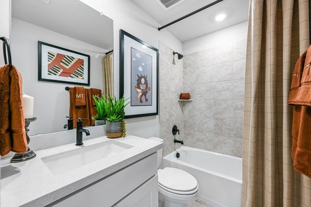 538 Wisteria Street, Oak Point, TX 75068