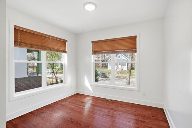 2921 40th Avenue S, Minneapolis, MN 55406