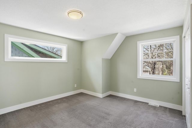 2921 40th Avenue S, Minneapolis, MN 55406