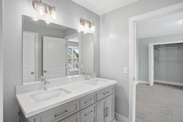 2921 40th Avenue S, Minneapolis, MN 55406