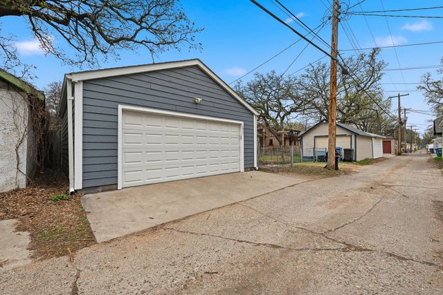 2921 40th Avenue S, Minneapolis, MN 55406