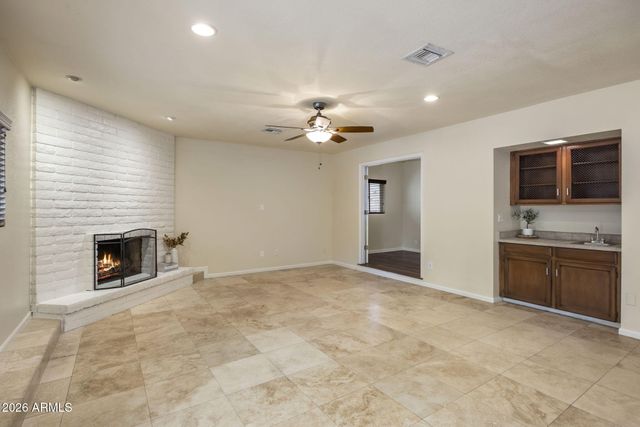 7419 E TURQUOISE Avenue, Scottsdale, AZ 85258