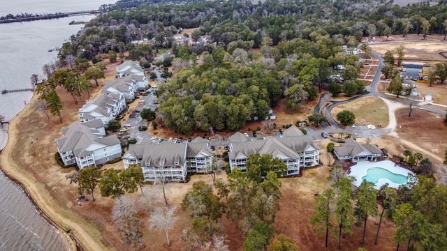 1198 Bridgeview Lane E303, Summerton, SC 29148