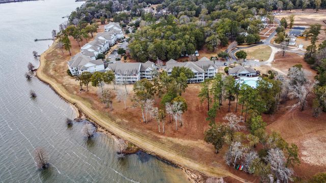 1198 Bridgeview Lane E303, Summerton, SC 29148