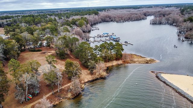 1198 Bridgeview Lane E303, Summerton, SC 29148