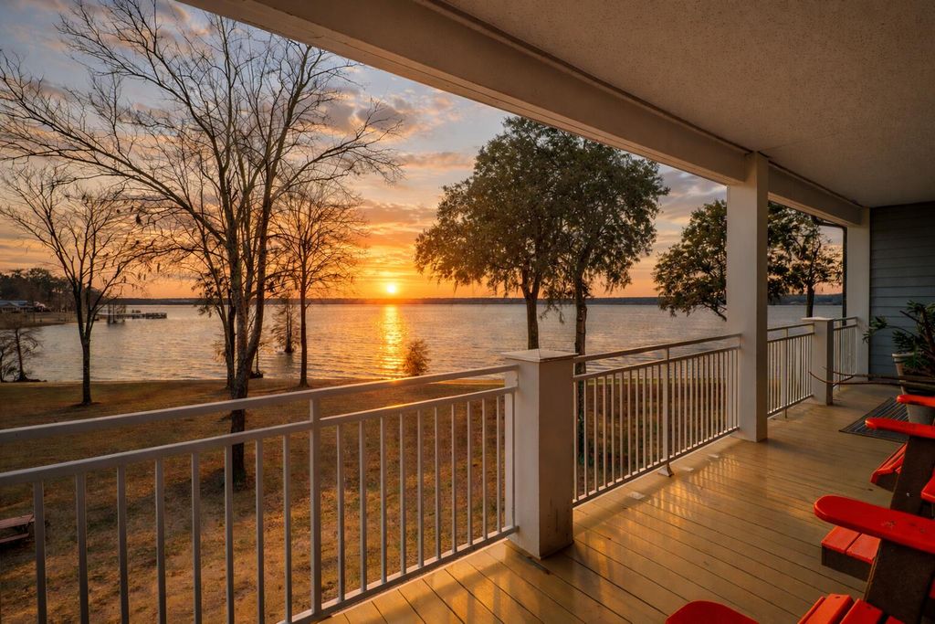 1198 Bridgeview Lane E303, Summerton, SC 29148