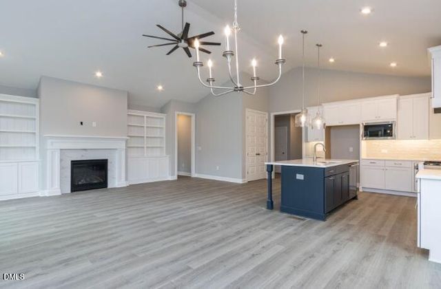 743 W Holly Springs Road, Holly Springs, NC 27540