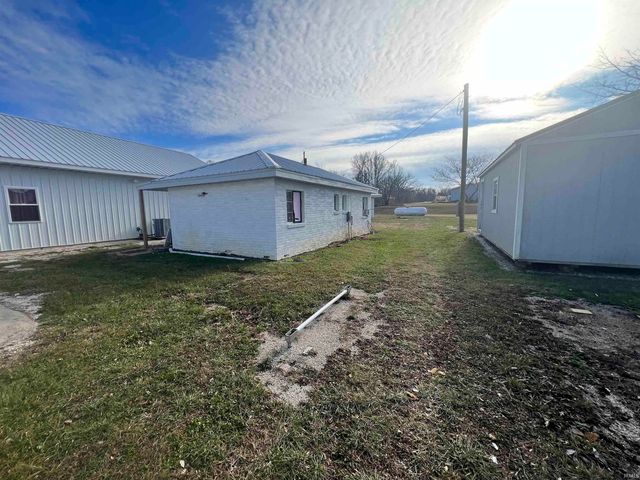 4161 US HWY 50 Highway, Mitchell, IN 47446