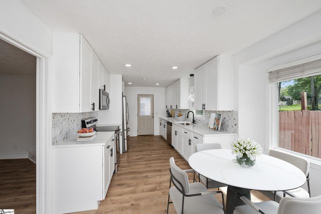 3 Hibourne Court, Greenville, SC 29615