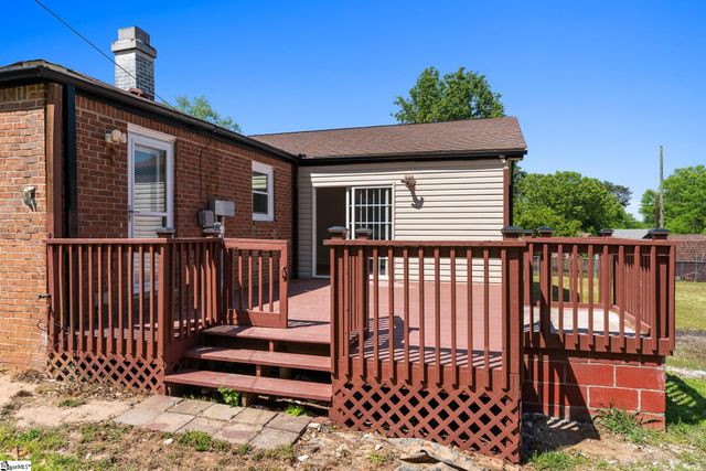 3 Hibourne Court, Greenville, SC 29615