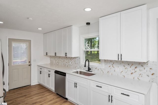 3 Hibourne Court, Greenville, SC 29615