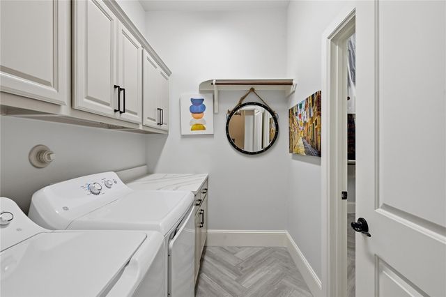 7 Sleeping Colt Place, Spring, TX 77389