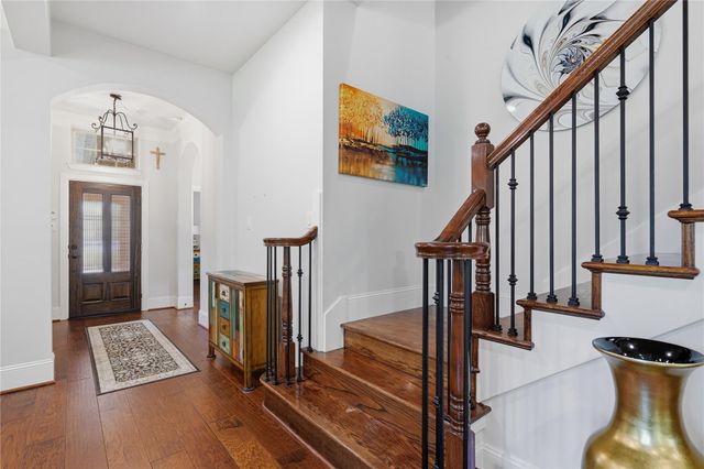 7 Sleeping Colt Place, Spring, TX 77389