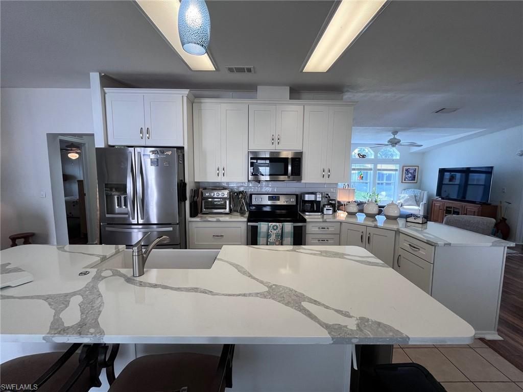 65 Turquoise AVE 65T, NAPLES, FL 34114 — photo 5