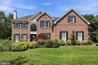 150 FAIRWAY DR, Harleysville, PA 19438