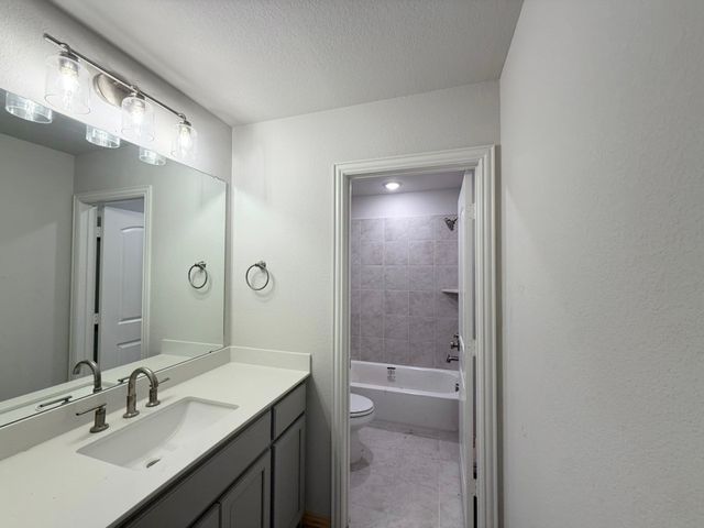 505 Park Side Drive, Weatherford, TX 76087