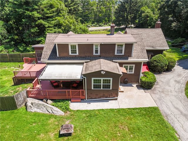 1892 Old Louisquisset Pike, Lincoln, RI 02865