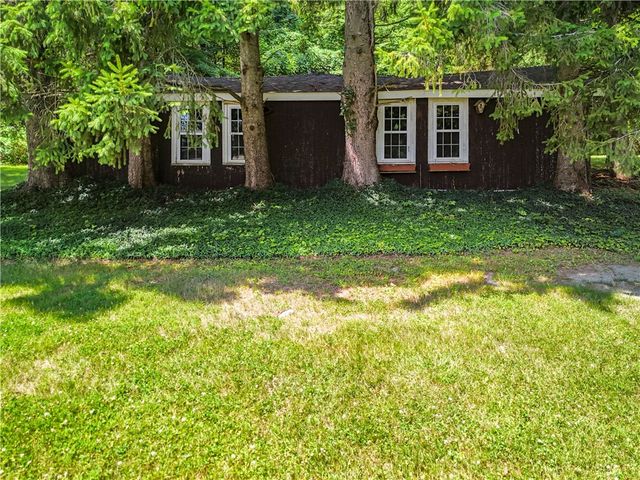 1892 Old Louisquisset Pike, Lincoln, RI 02865