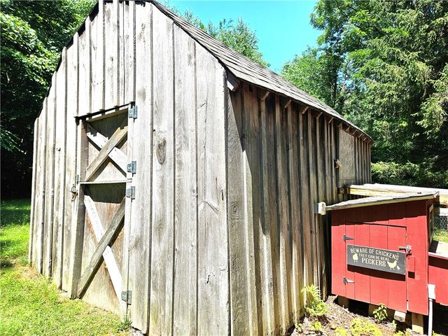 1892 Old Louisquisset Pike, Lincoln, RI 02865