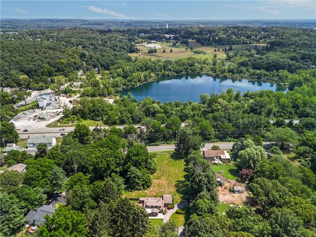 1892 Old Louisquisset Pike, Lincoln, RI 02865