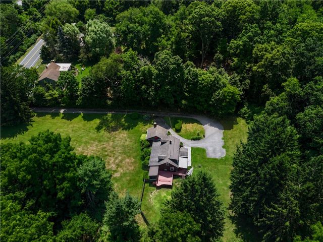 1892 Old Louisquisset Pike, Lincoln, RI 02865