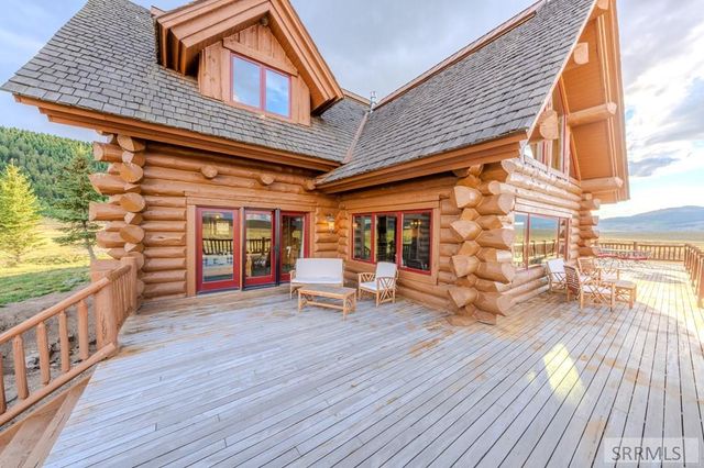 3745 Fisher Pointe Drive, Island Park, ID 83429