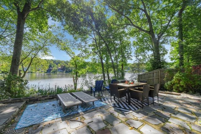 49 Lake Shore Rd, Hardyston Twp., NJ 07460