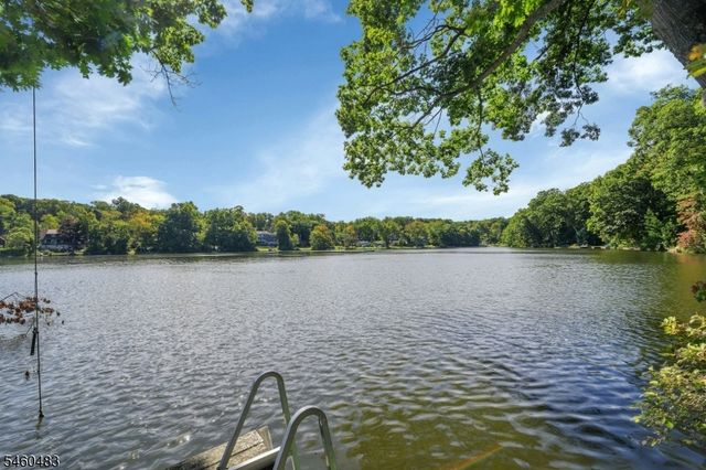 49 Lake Shore Rd, Hardyston Twp., NJ 07460