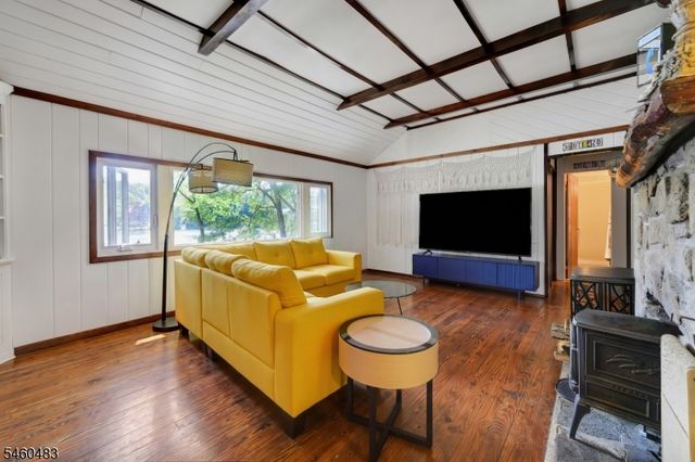 49 Lake Shore Rd, Hardyston Twp., NJ 07460