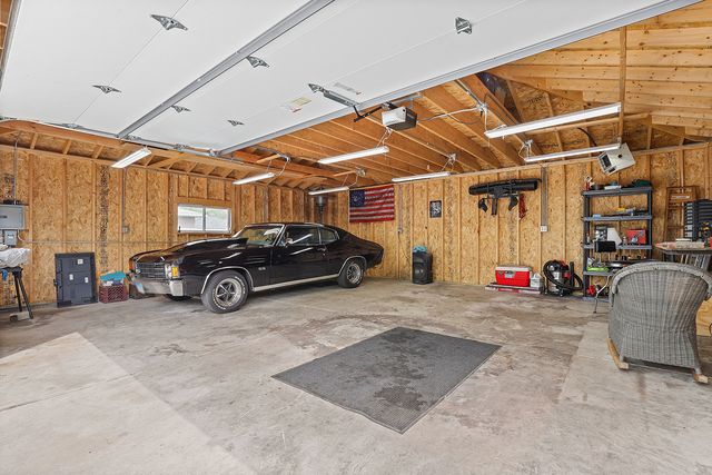 22 Arrowhead Drive, Thornton, IL 60476