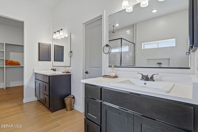 244 FARNBOROUGH Street, El Paso, TX 79928