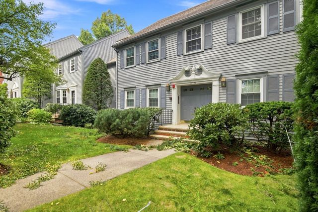 51 Valiant Way 51, Salem, MA 01970