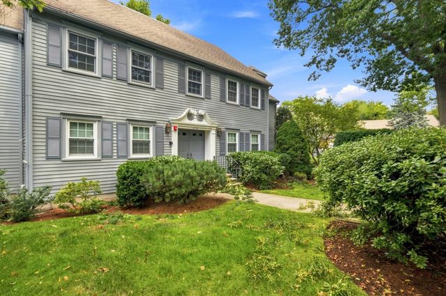 51 Valiant Way 51, Salem, MA 01970