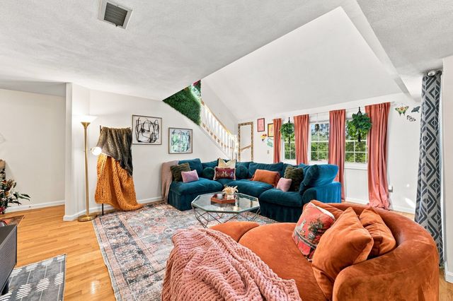 51 Valiant Way 51, Salem, MA 01970