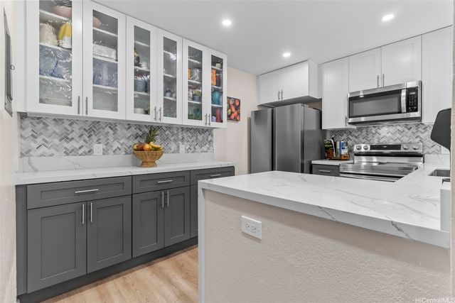 46-158 Kiowai Street 2422, Kaneohe, HI 96744
