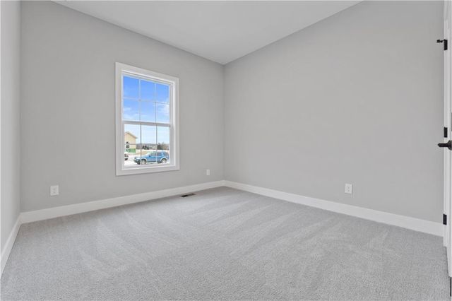 25037 W 94th Terrace, Lenexa, KS 66227