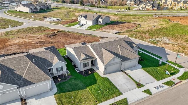 25037 W 94th Terrace, Lenexa, KS 66227